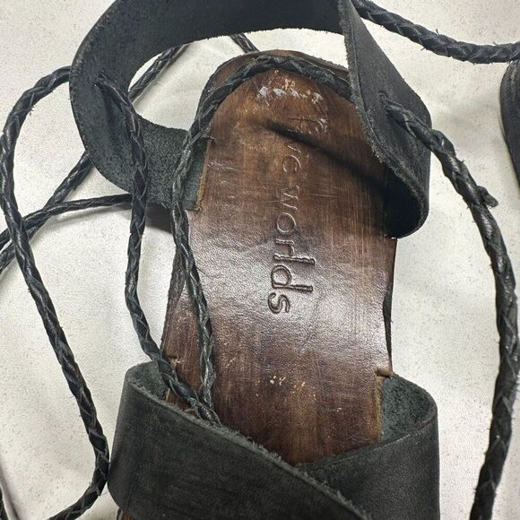 Five Worlds Distressed Lace Up Gladiator Flat Leather Sandals Womens Size 10 - Picture 3 of 10